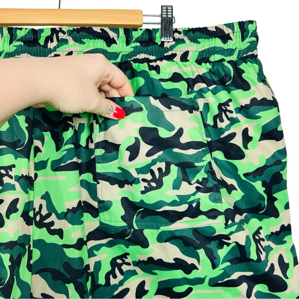 Shein Camouflage Drawstring Elastic Swishy Windbreaker Jogger Pants Green 6XL - Picture 5 of 10